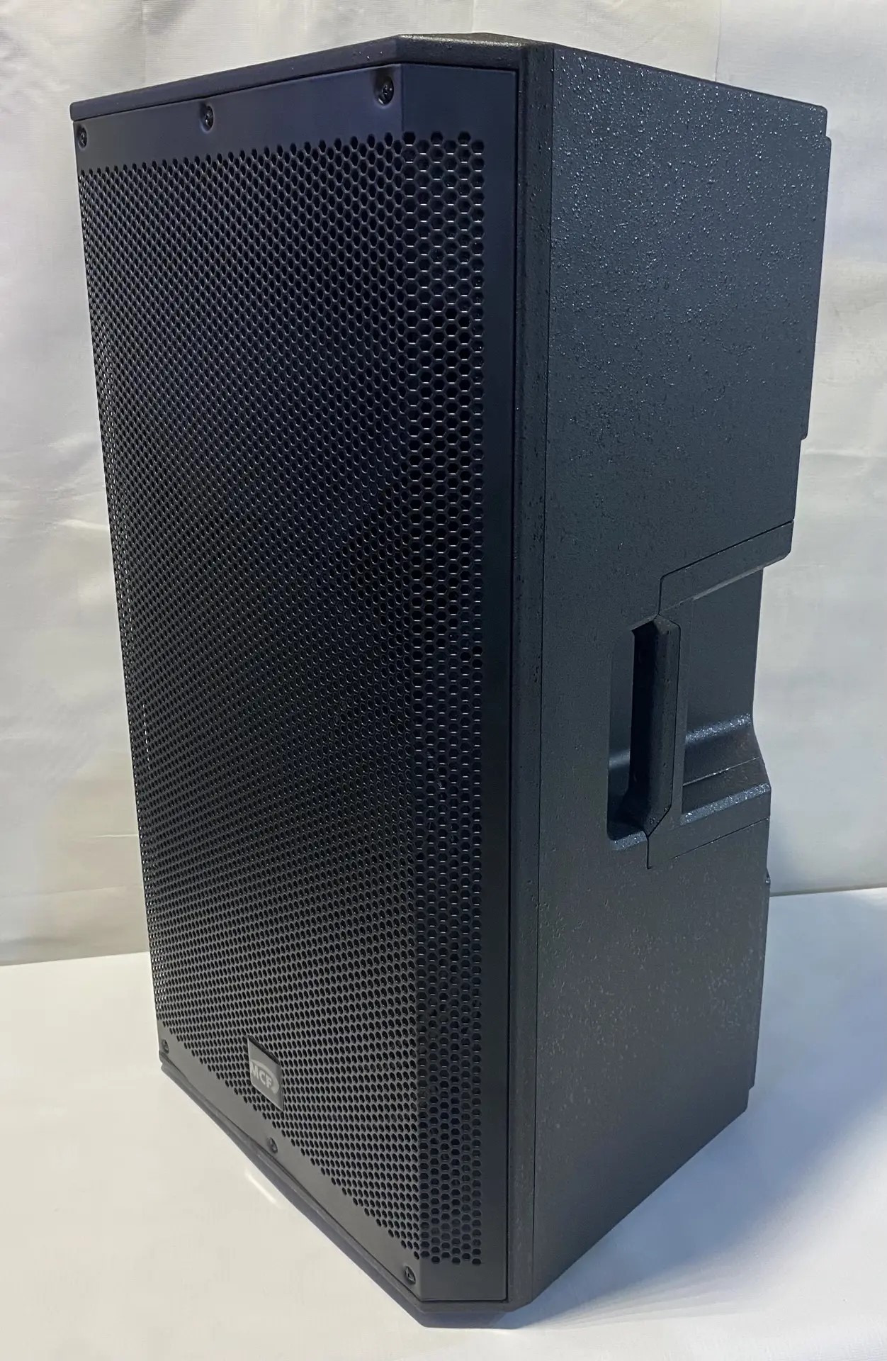 MCF N-1501 L (PL+) DSP — вид спереди и сбоку